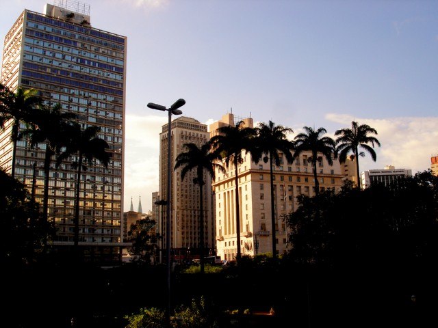 Obiekt na sprzedaz Warszawa Trzmielow