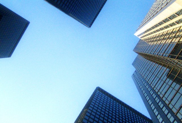 Obiekt na sprzedaz Warszawa Trzmielow